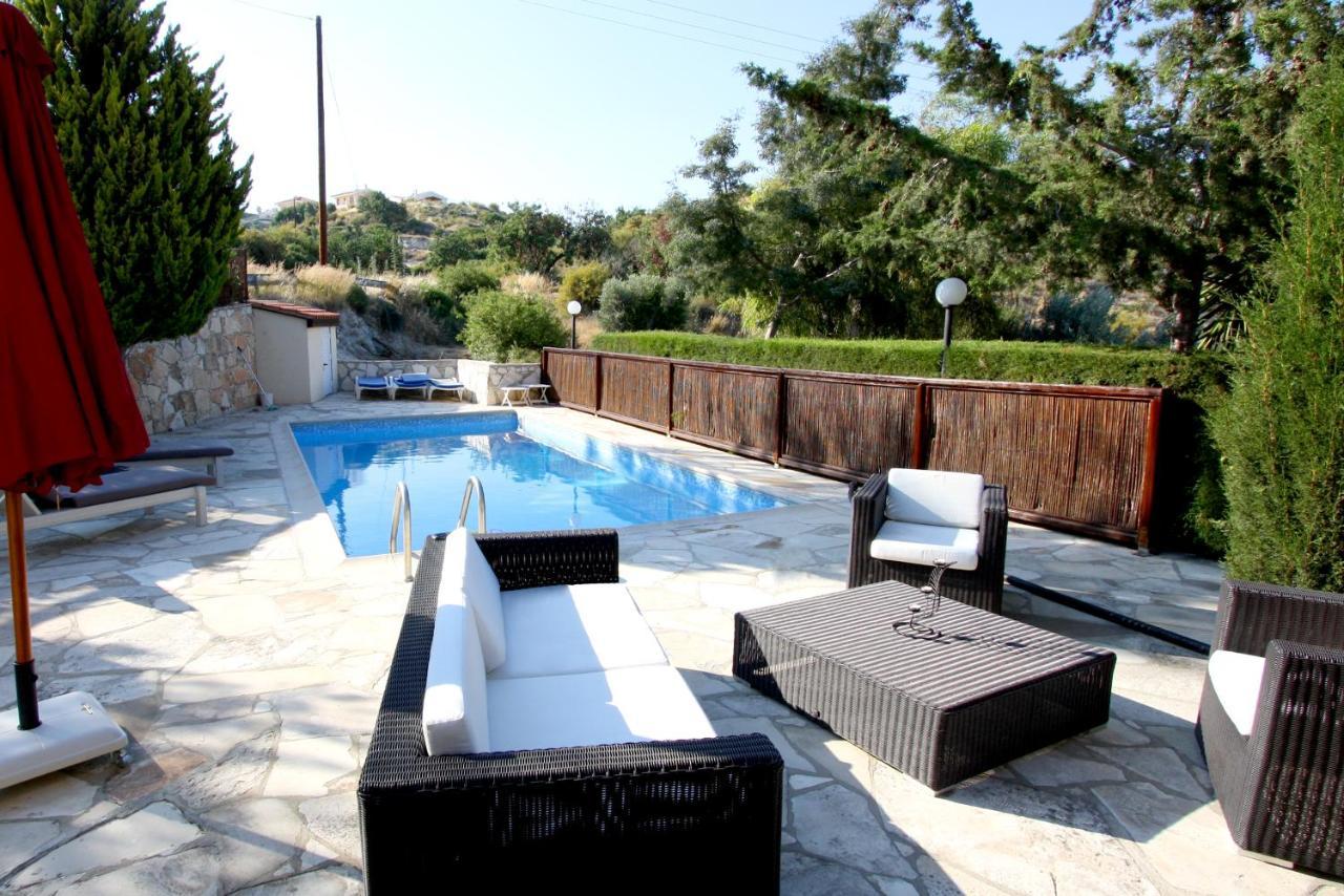 Swimmers' Paradise * Pissouri